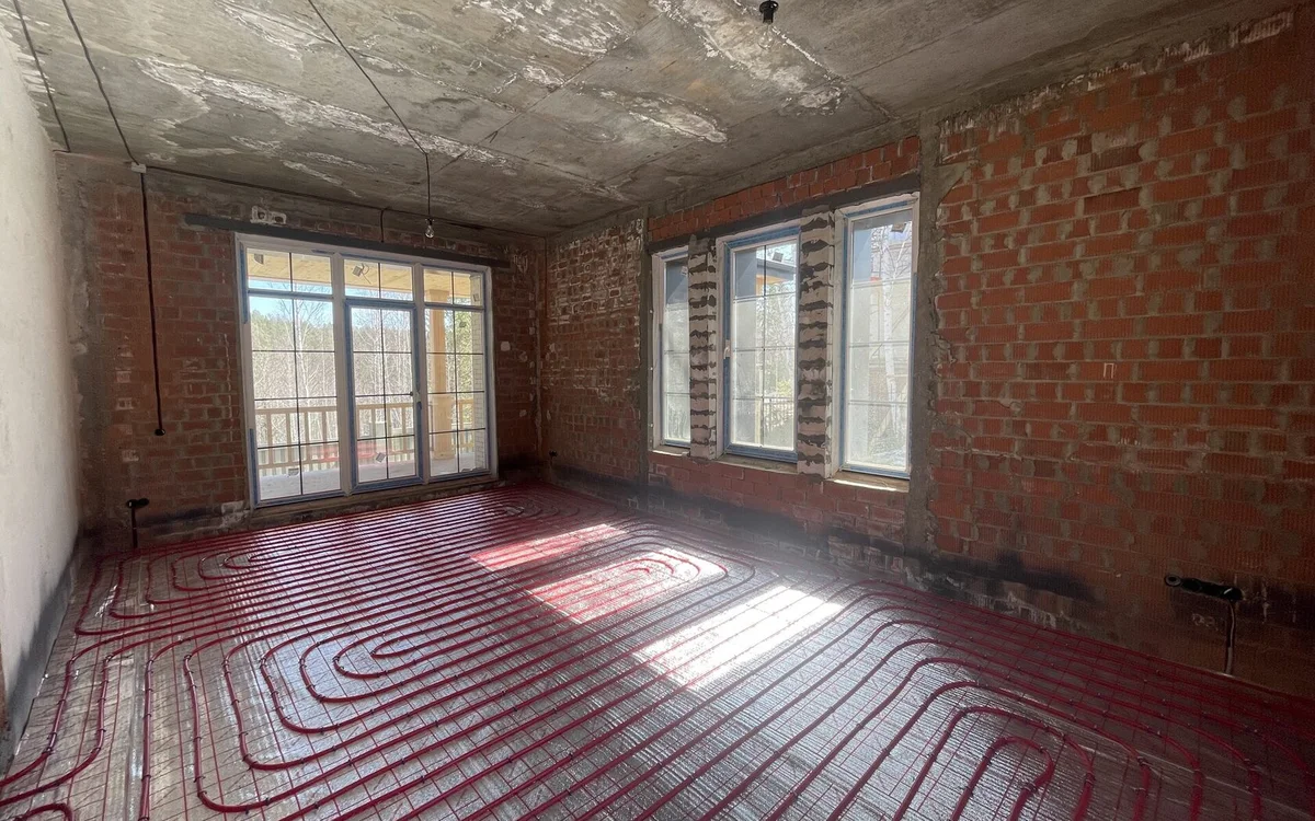 Отопление, вода и канализация: дом 150 м² с гаражом 90 м², коттеджный посёлок «Русый»
